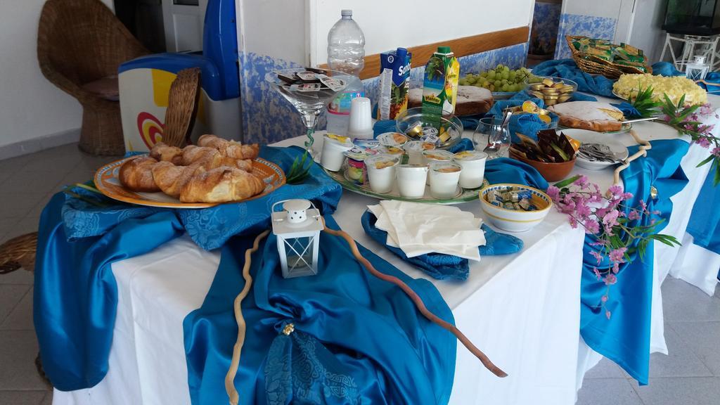 Villa Adele Понца Екстериор снимка